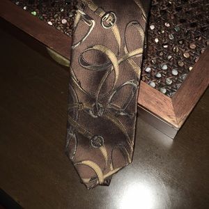 Gucci silk tie